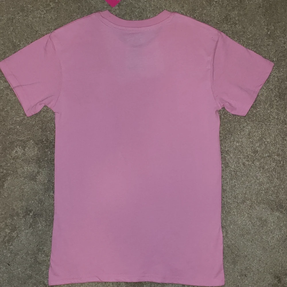 Barbie T-shirt BNWT‼️ - Picture 10 of 10
